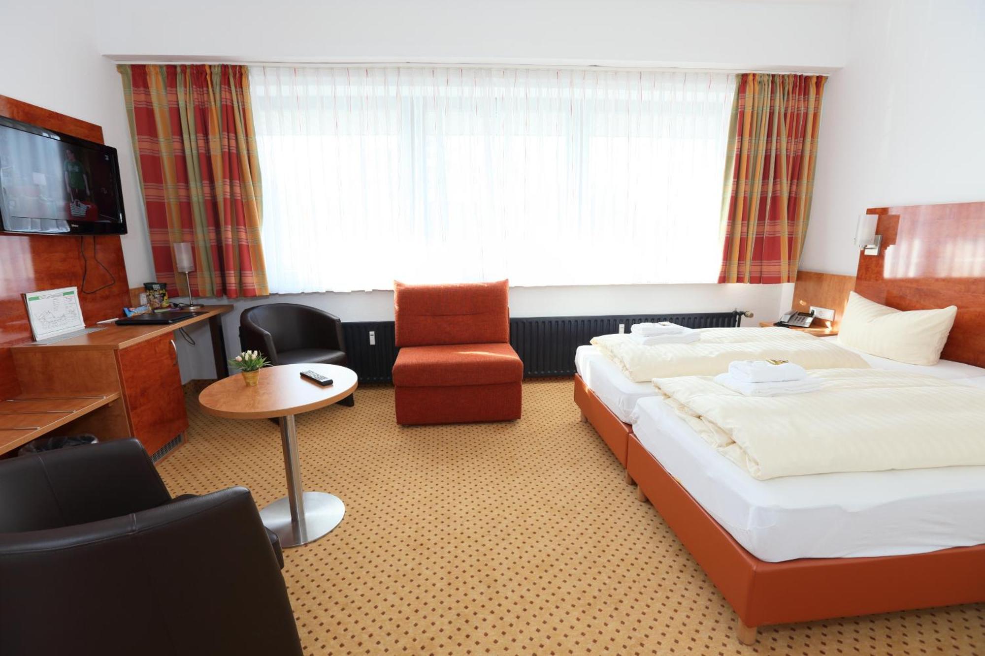 Hotel Am Holzhafen Stade Exterior photo